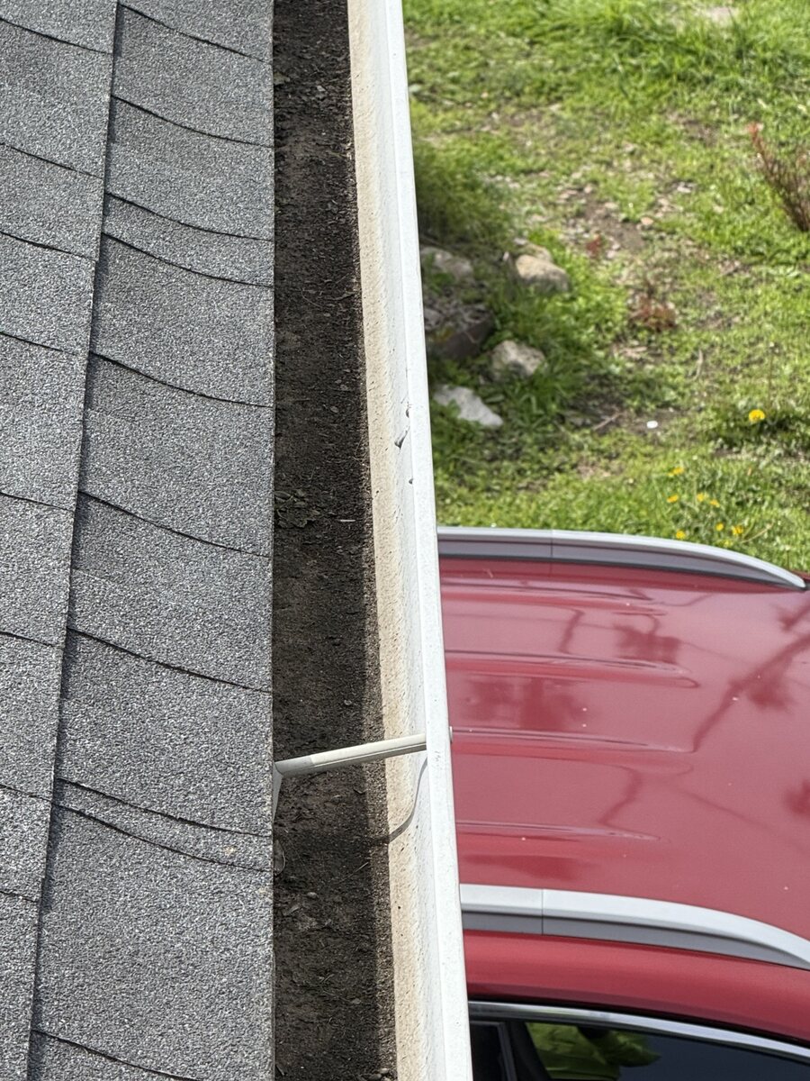 Gutter clearing after cleaning