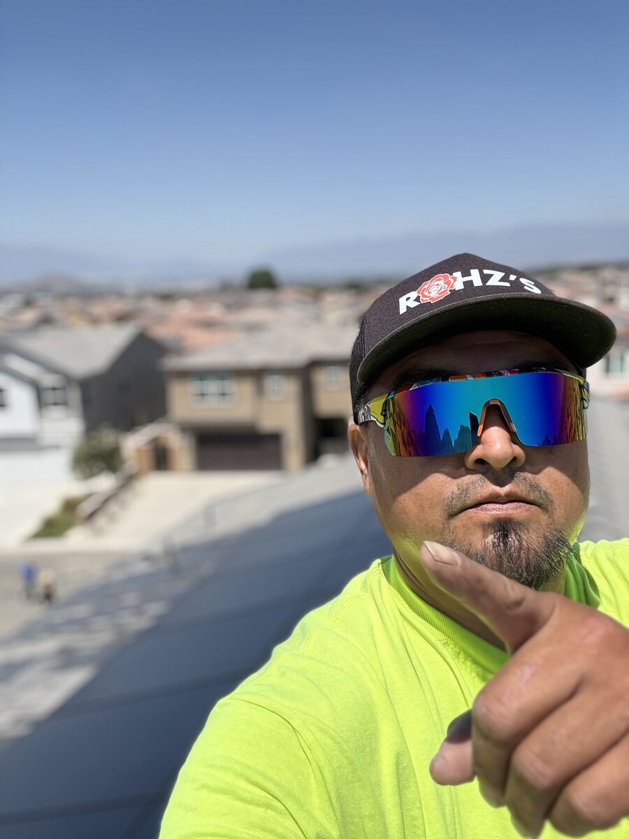 Homar Carrillo, owner of Rohz's